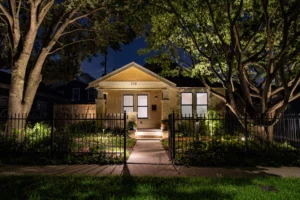 Outdoor lighting installation