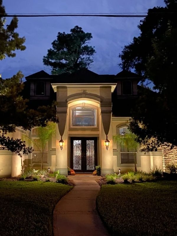 Landscape lighting installed in a beautiful property in Houston, Texas. 